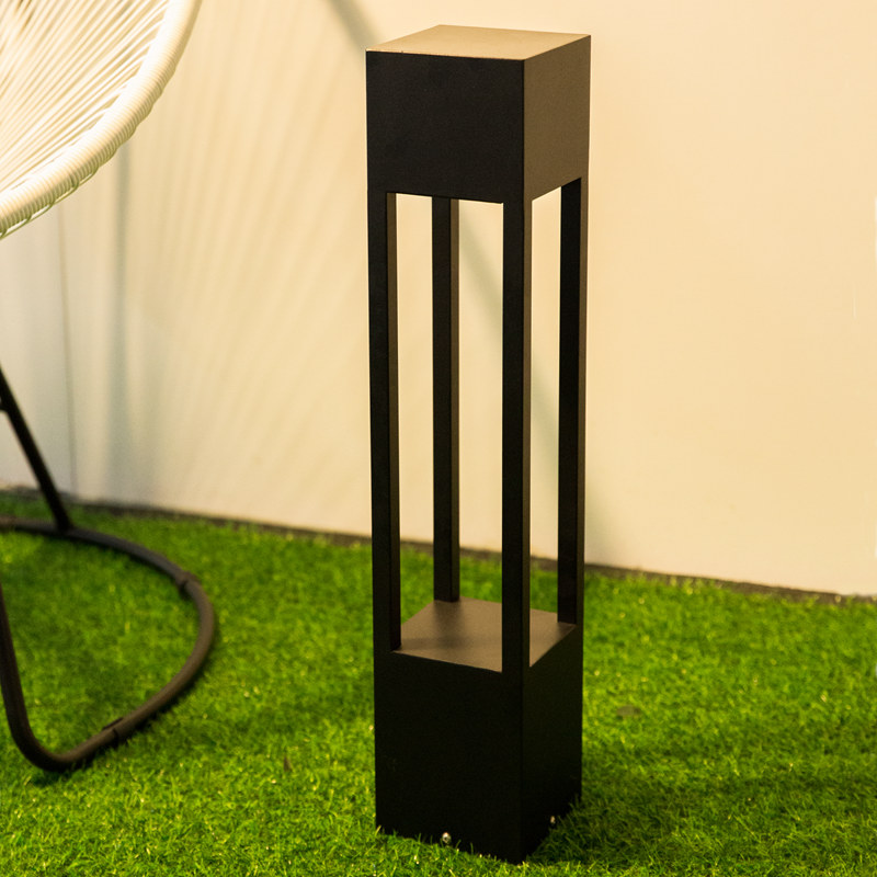 Outdoor Solar Pillar Lamp